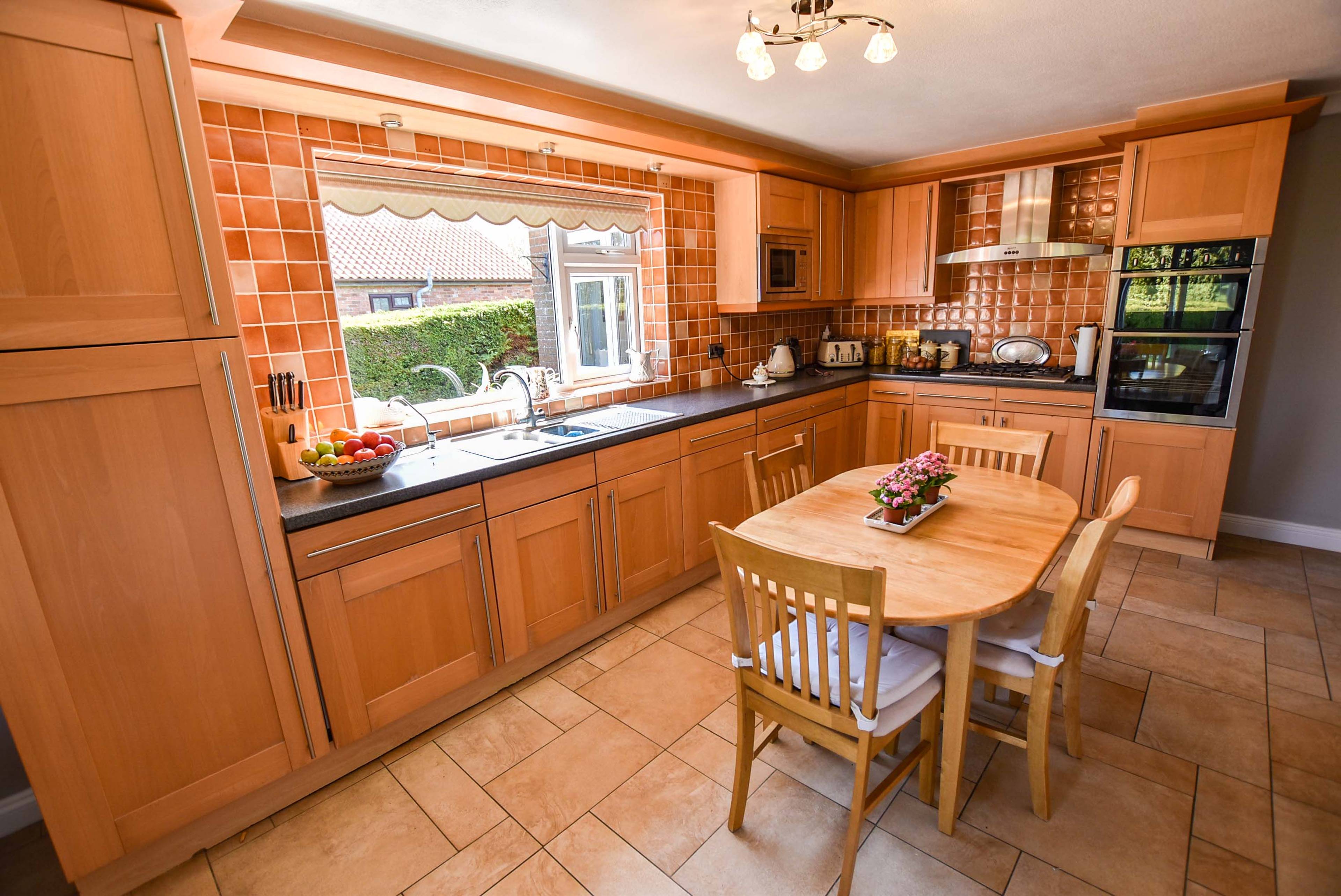 Kitchen/Breakfast