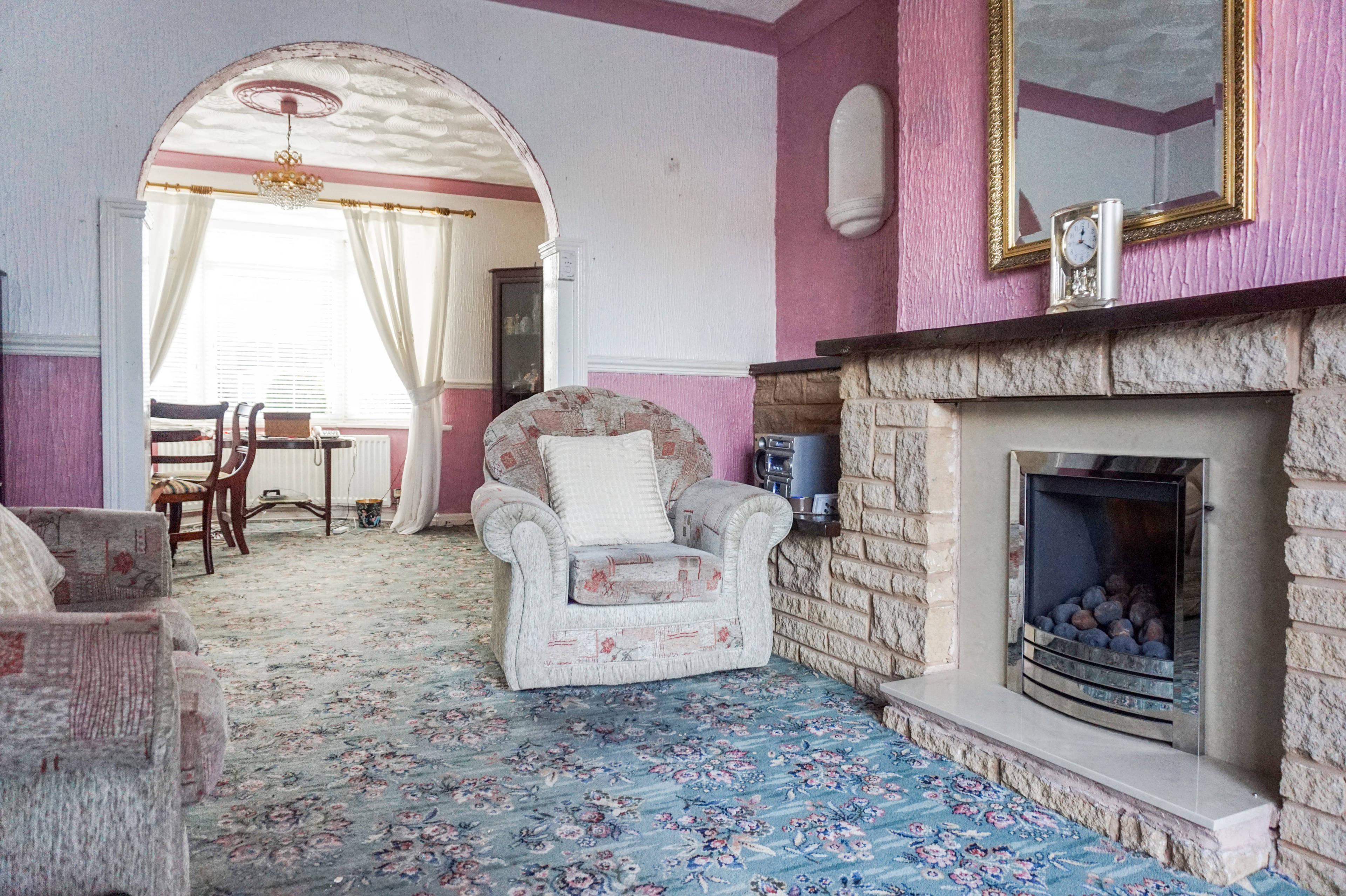 Lounge/Dining Room