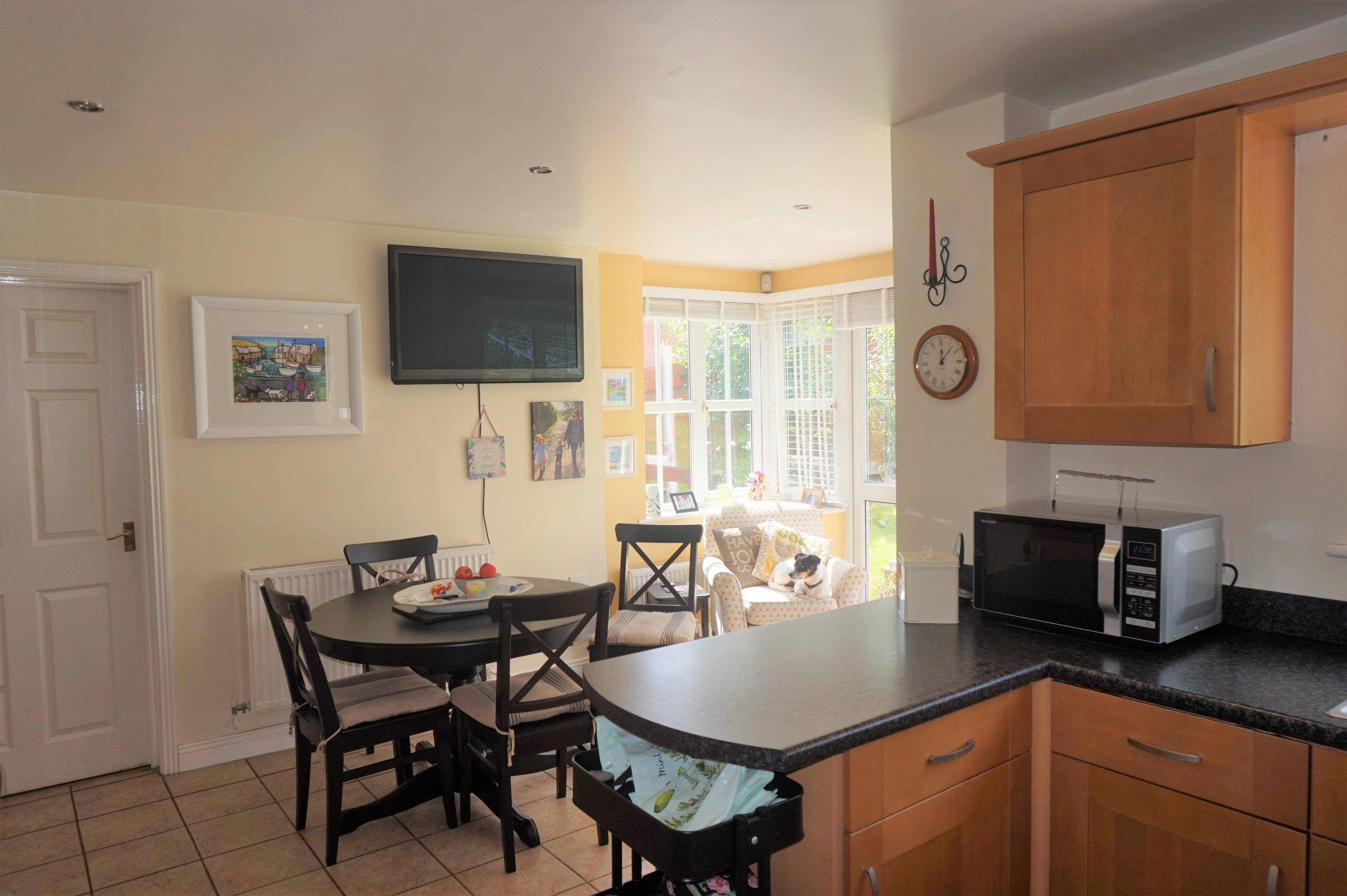 Kitchen/Breakfast