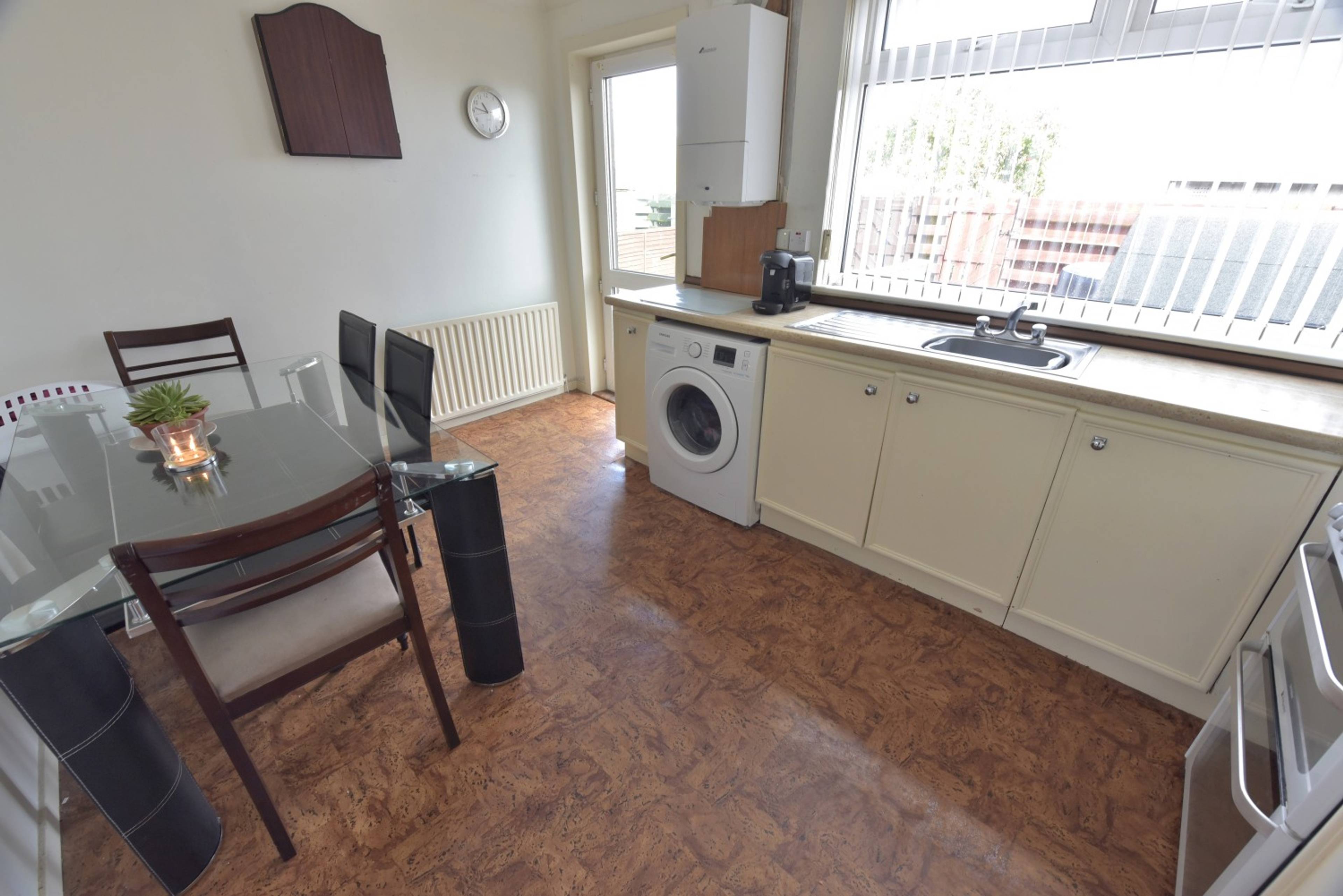 Kitchen / Breakfast