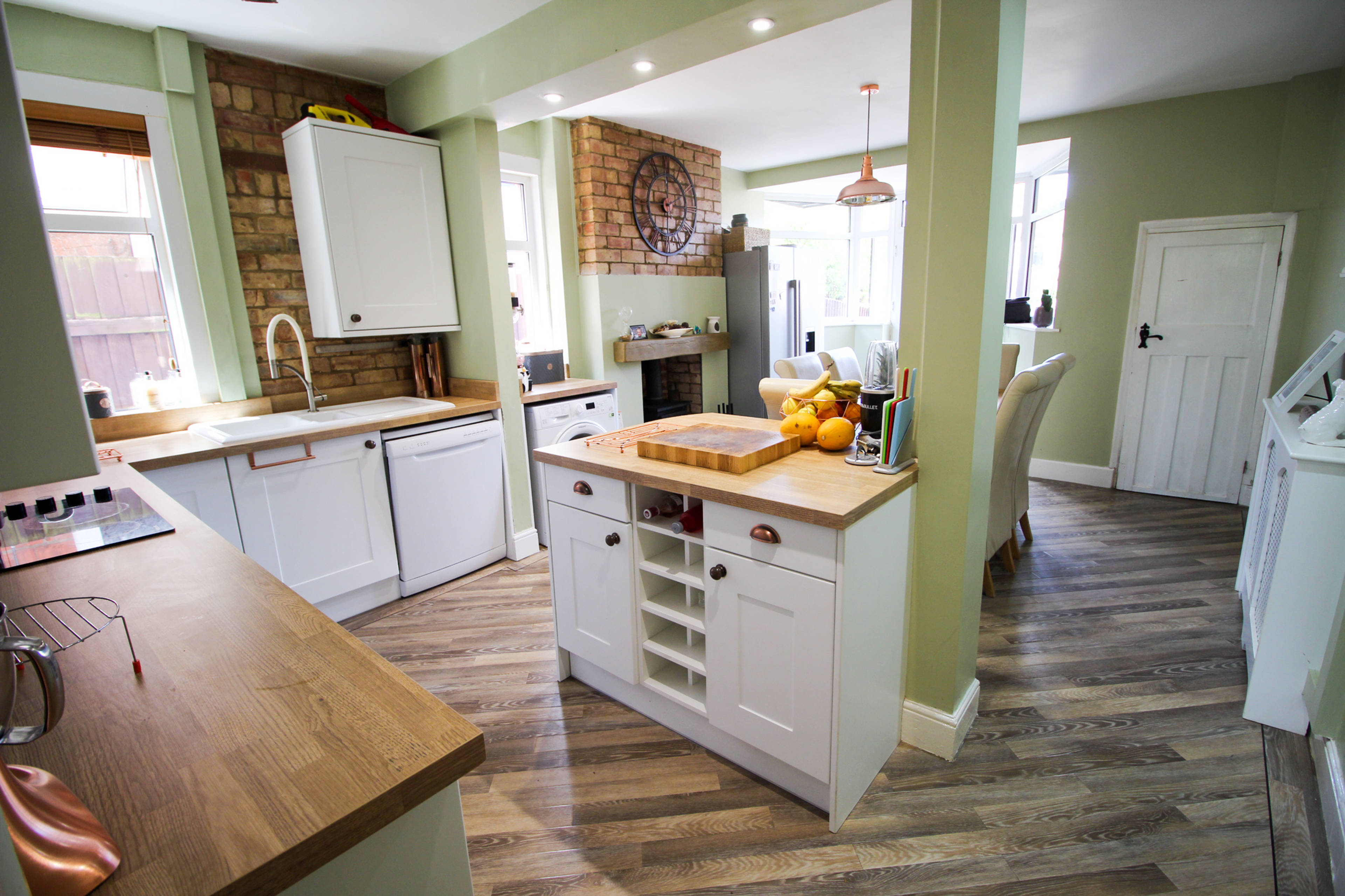 Kitchen/Dining Room