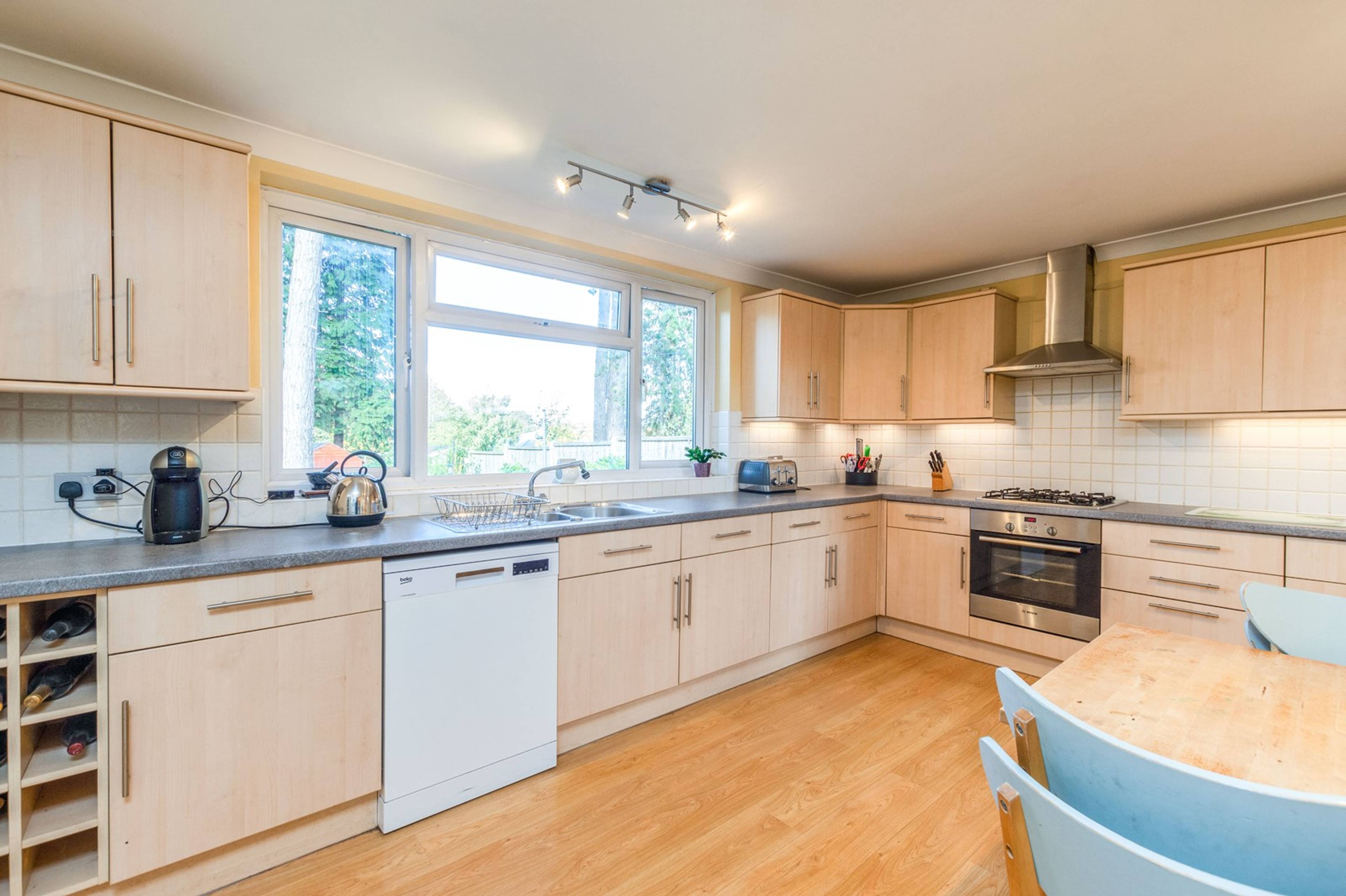 Kitchen/Breakfast