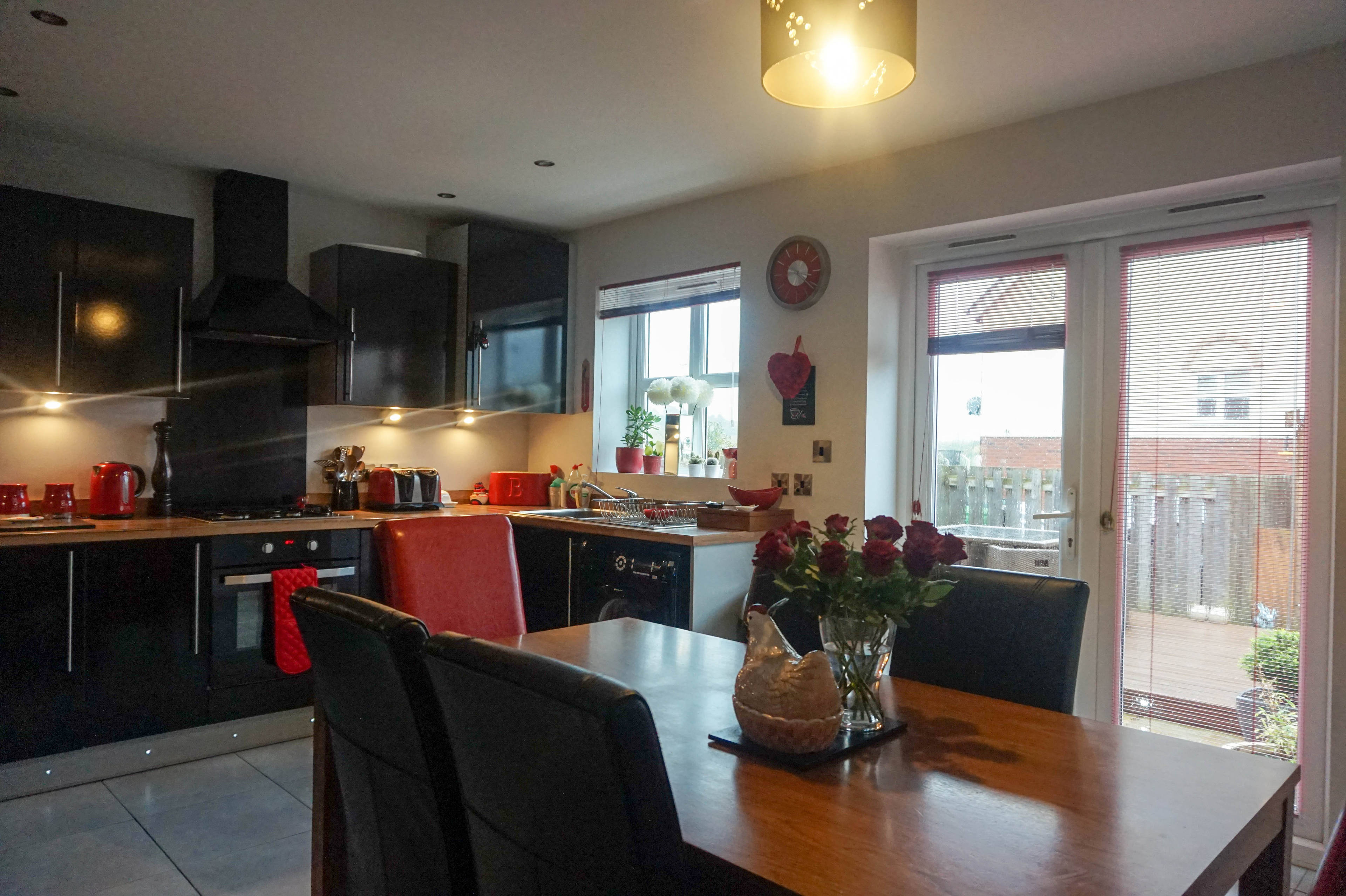 Kitchen/Dining Room