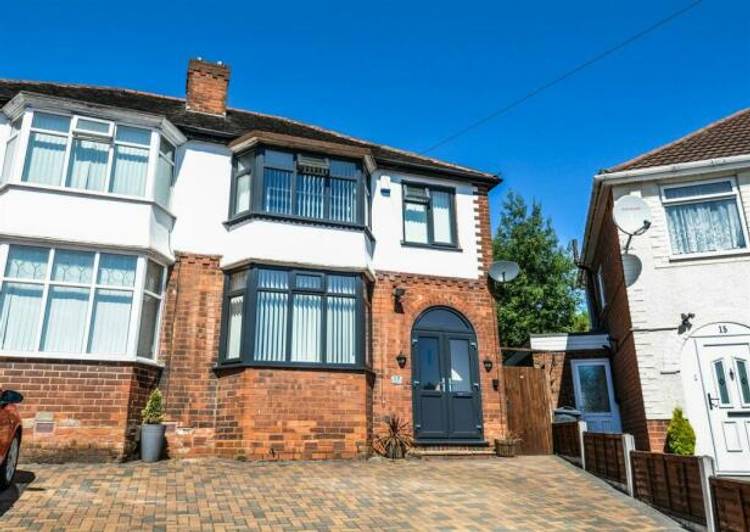 3 bedroom semi-detached house