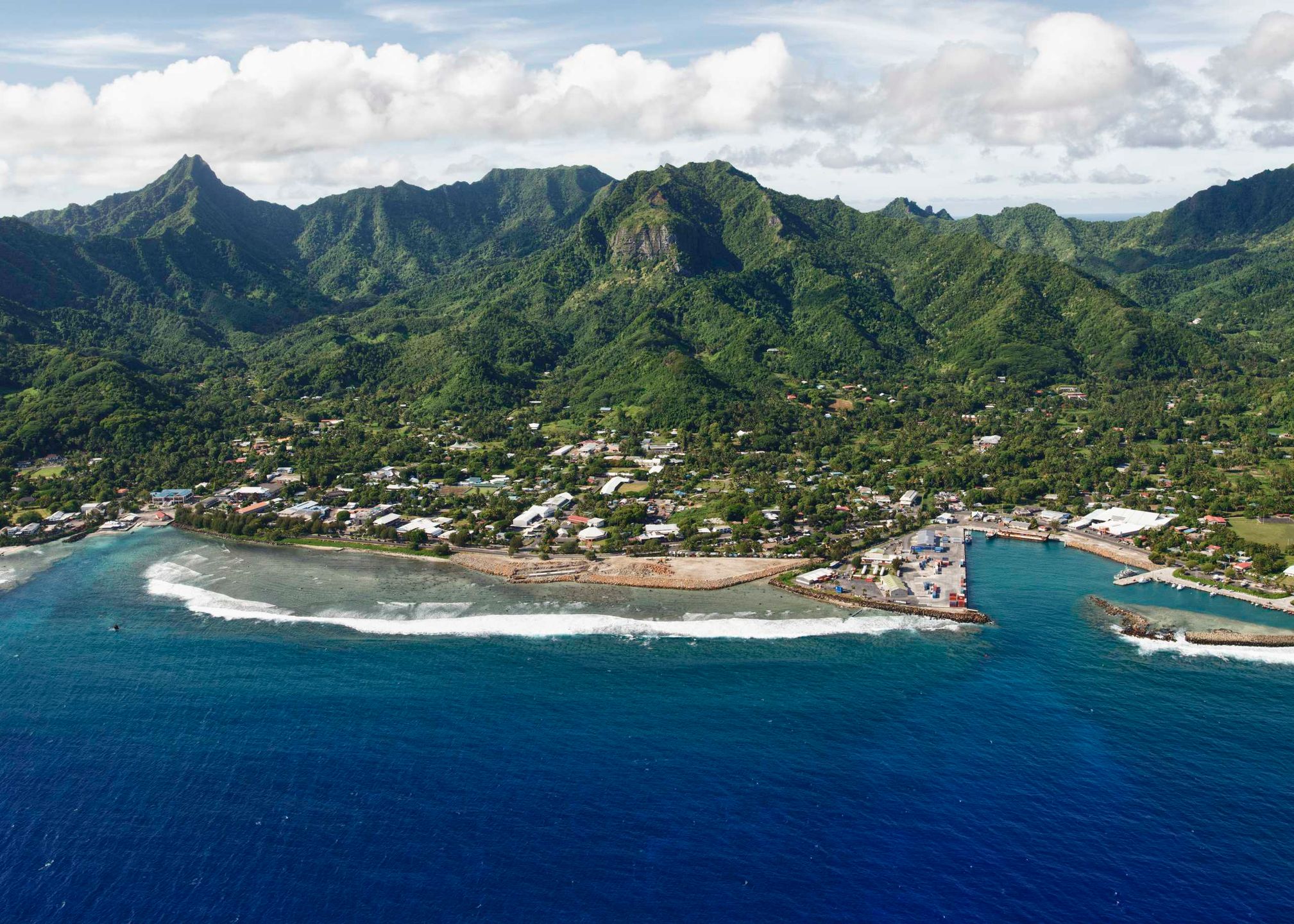 Rarotonga Ports - Ewan Smith