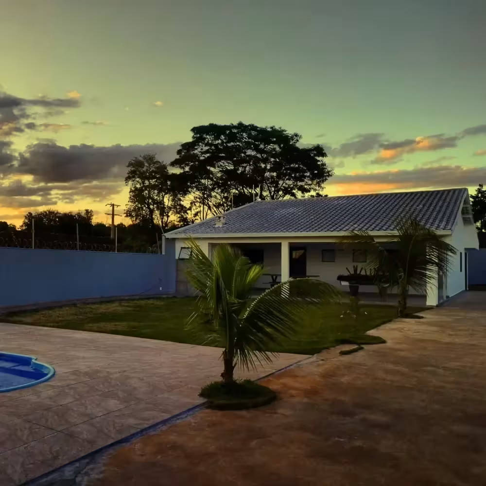 Recanto Leblon em Ibiporã, PR - Capacidade para 40 pessoas - Com Estacionamento, Piscina aquecida
