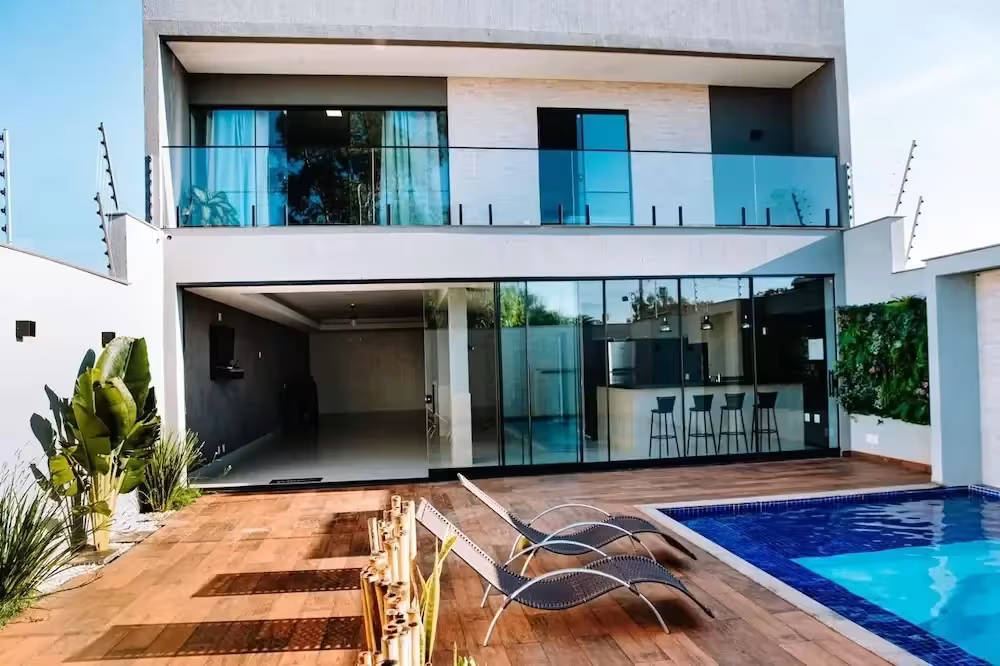 Recanto Villa França em Jataizinho, PR - Capacidade para 50 pessoas - Com Banheiro privativo, Piscina aquecida