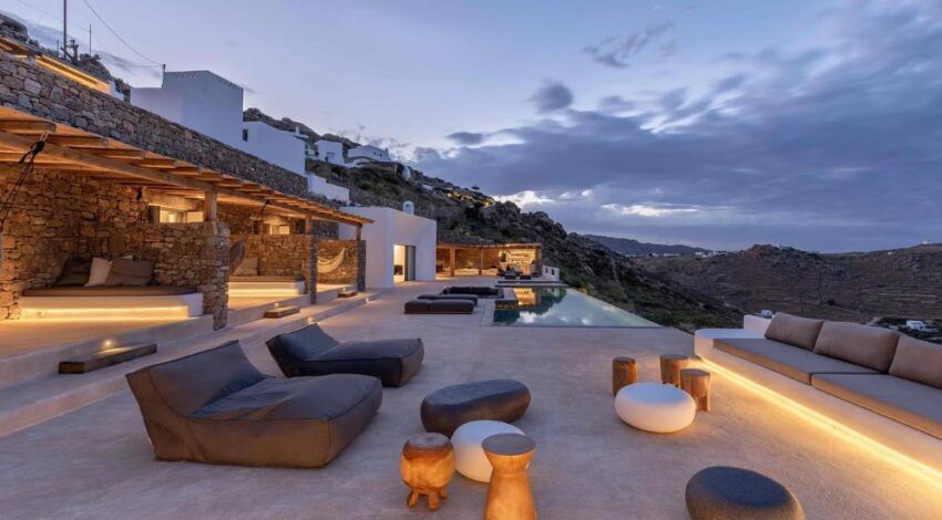 Connecting People – Mykonos Business Retreat