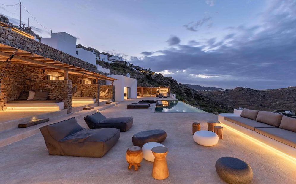 Connecting People – Mykonos Business Retreat