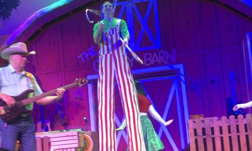 Stilted Juggling at the Comedy Barn Pigeon Forge