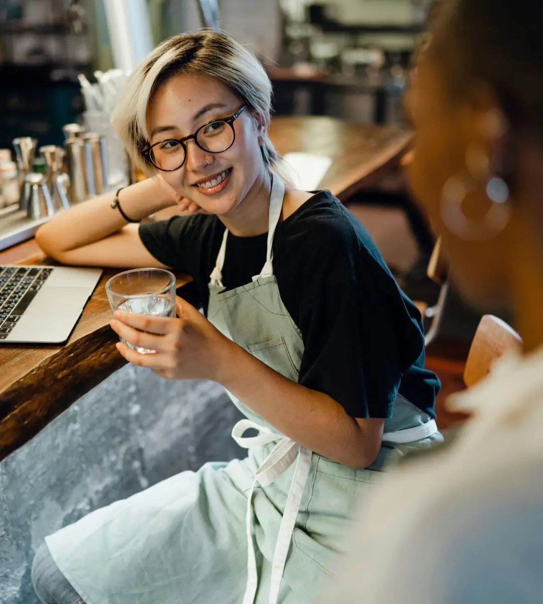 Restaurant kiosk increasing revenue per labor dollar