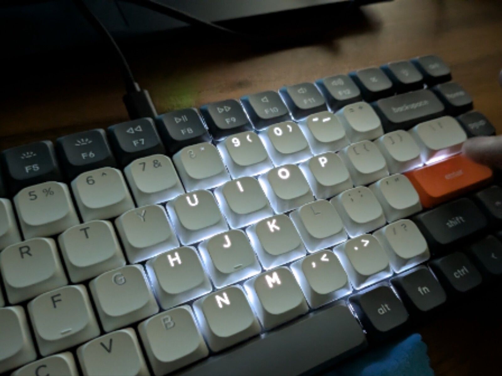 讓燈光隨心意跳動 QMK 封面圖