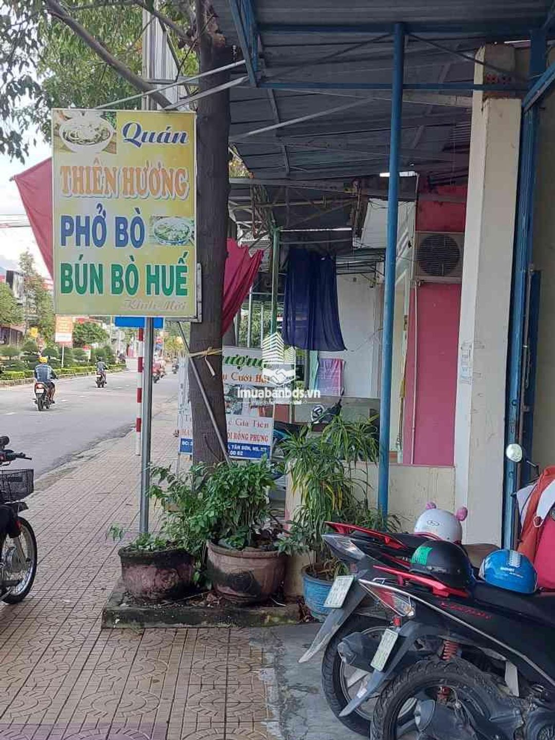 NHÀ 2 MẶT TIỀN NGUYÊN CĂN TẠI TRUNG TÂM SẦM UẤT THỊ TRẤN TÂN SƠN, NINH SƠN, NINH THUẬN. - ảnh 1