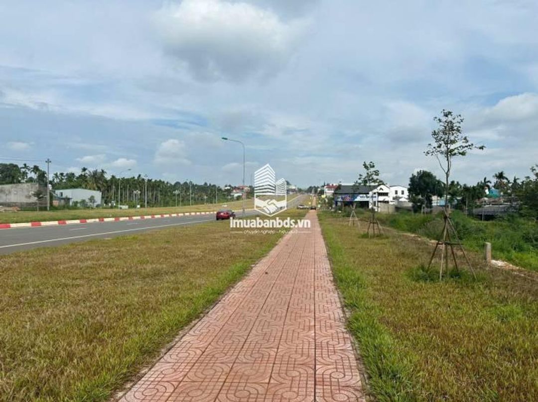 Bán đất 2 mặt tiền kèm nhà mặt tiền đường Đại Lộ, gần sát sân bay thích hợp làm nhà hàng, cf - ảnh 3