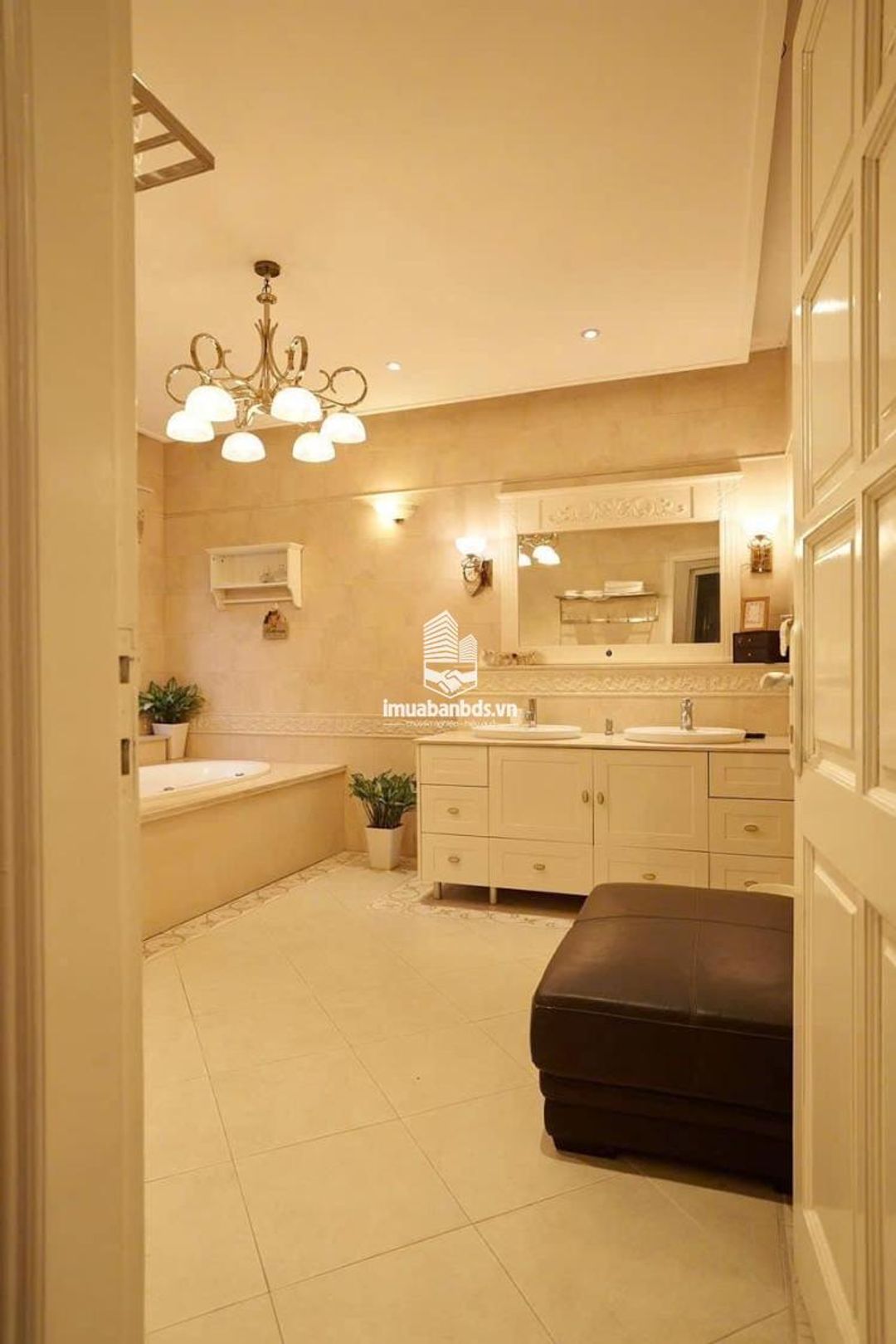 Bán 300m - 4 tầng - 33m.Mặt Tiền. ( CIPUTRA ) Tây Hồ  - ảnh 5
