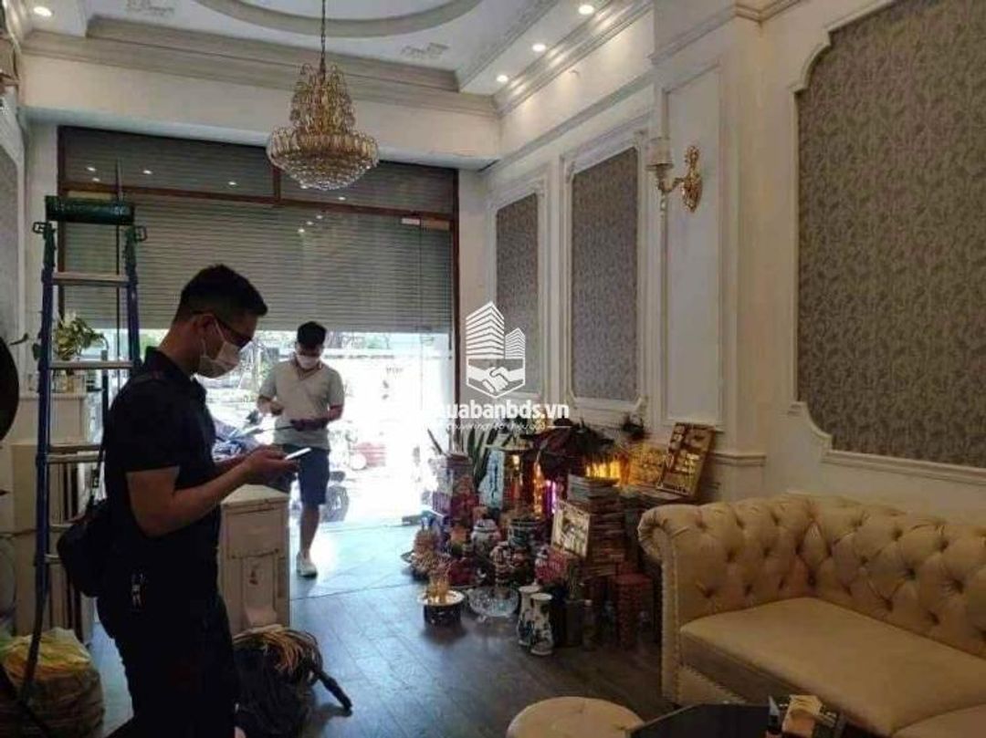 Bán Nhà Mặt Phố Trần Thái Tông. Víp Cầu Giấy - ảnh 2