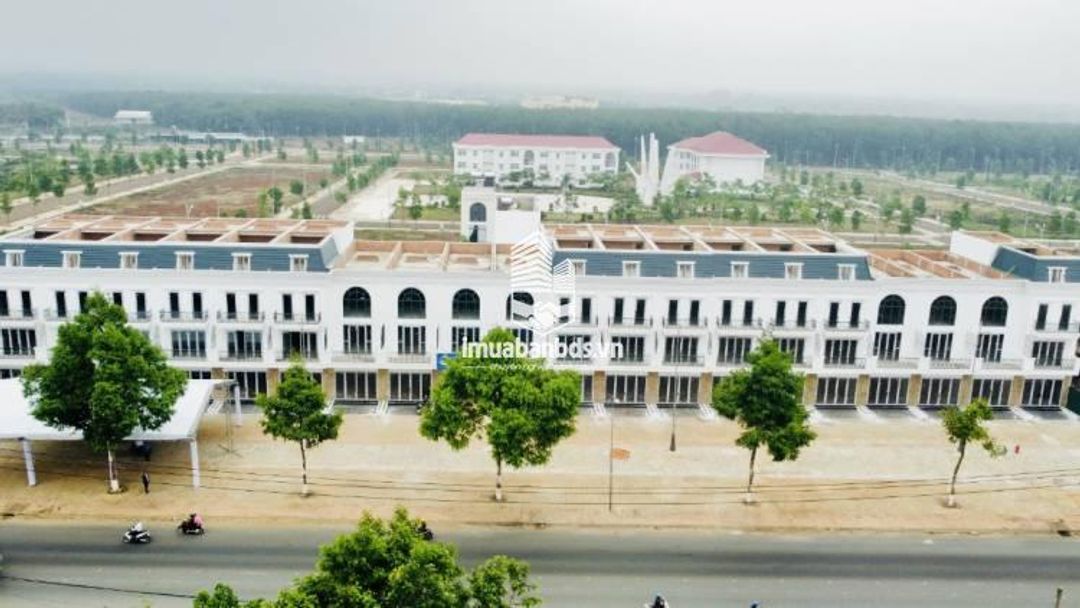Bán shophouse mặt tiền đường Hà Huy Tập, sẵn sổ, hỗ trợ vay 3 bên  - ảnh 2