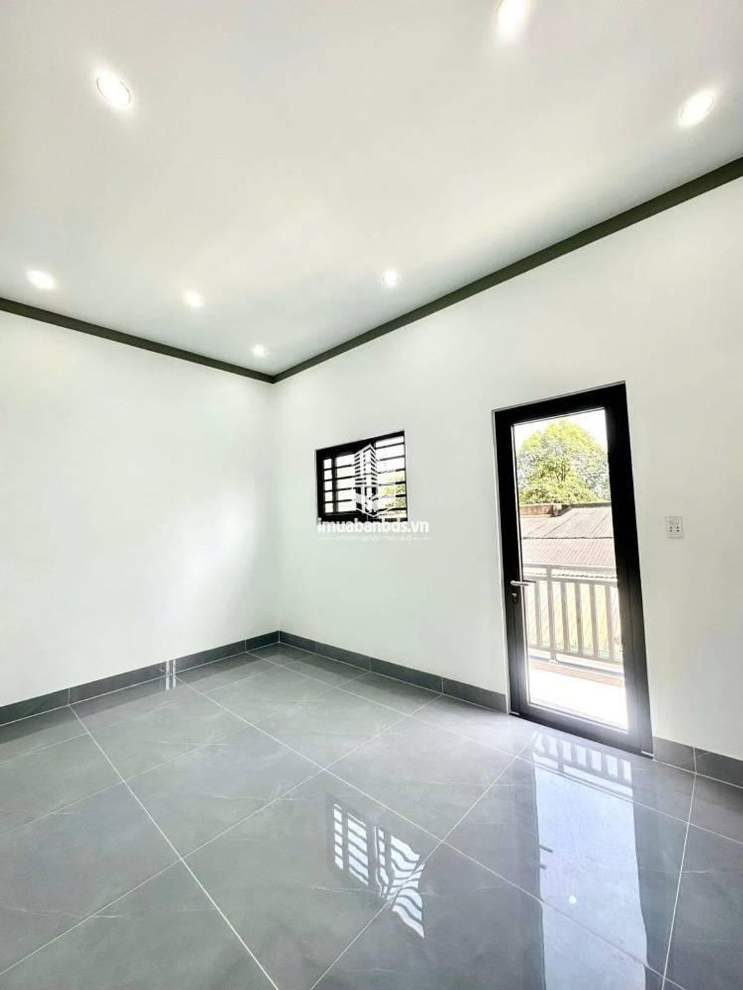Nhà trệt lầu Thủ Dầu Một. Đường xe hơi thông. 3PN chỉ 2.49 tỷ. Sổ Hồng Riêng - ảnh 8