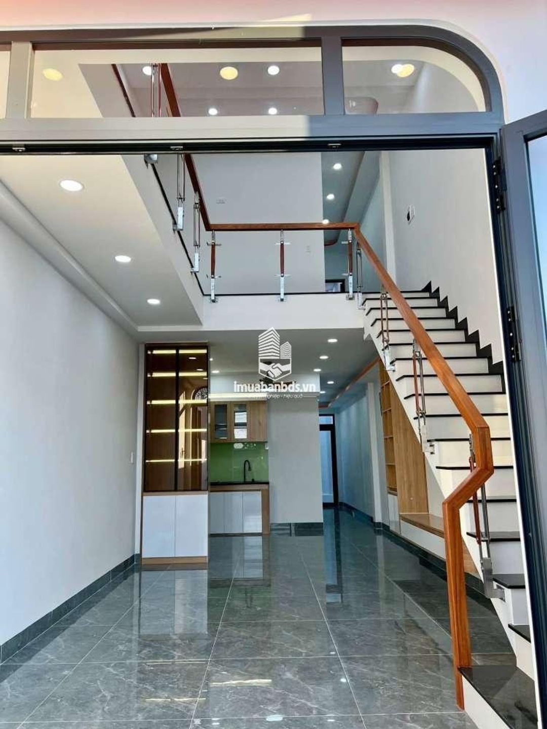 Bán nhà 3PN gần Nguyễn Chí Thanh TP Thủ Dầu Một, đường nhựa 7m, sổ hồng riêng, sân ô tô - ảnh 3