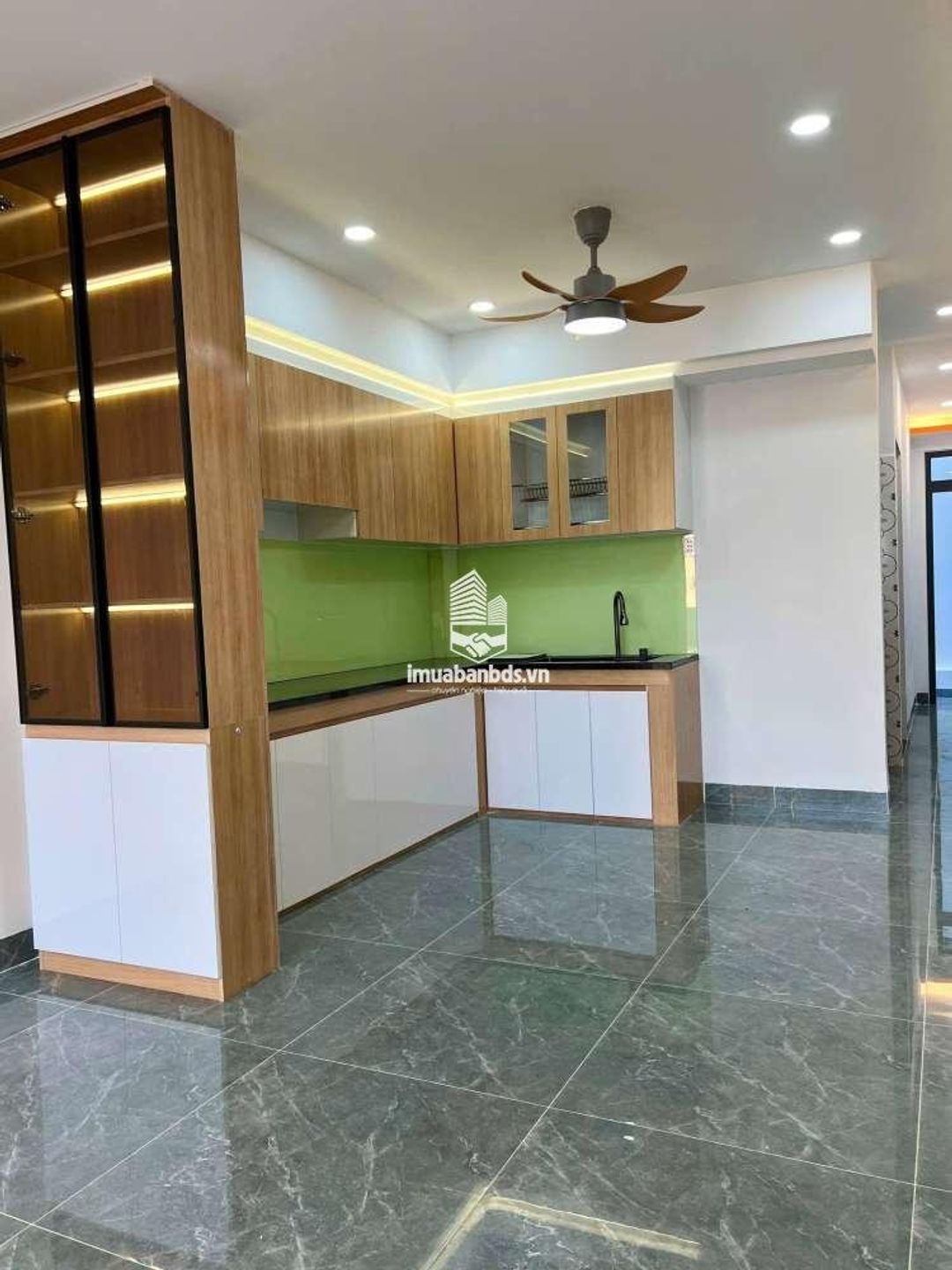 Bán nhà 3PN gần Nguyễn Chí Thanh TP Thủ Dầu Một, đường nhựa 7m, sổ hồng riêng, sân ô tô - ảnh 4