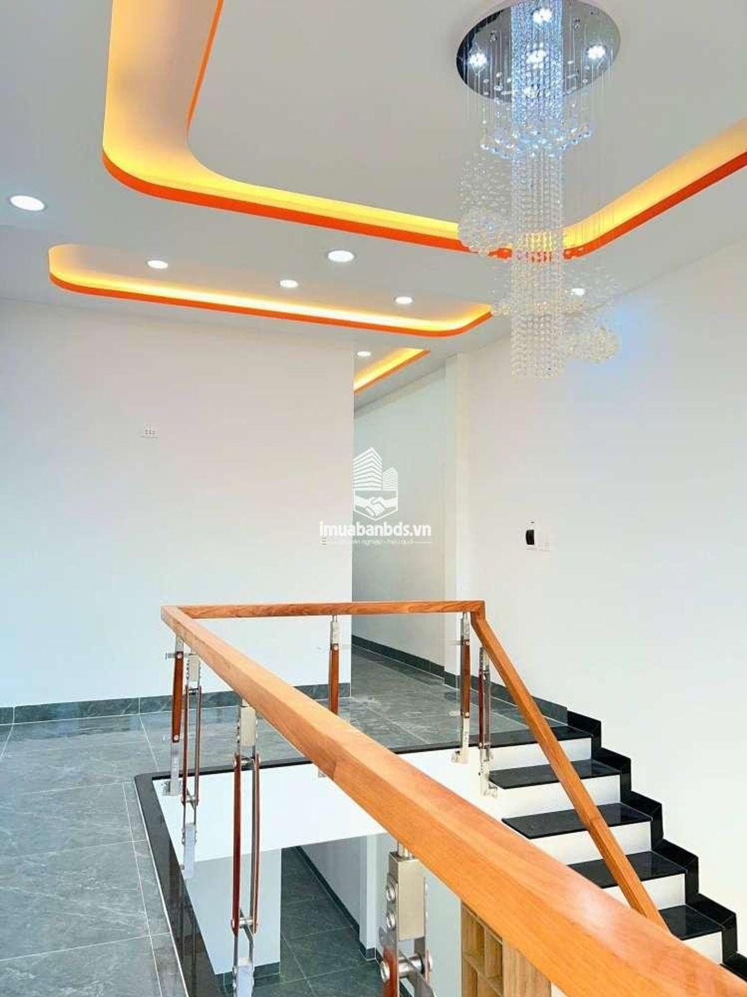 Bán nhà 3PN gần Nguyễn Chí Thanh TP Thủ Dầu Một, đường nhựa 7m, sổ hồng riêng, sân ô tô - ảnh 6