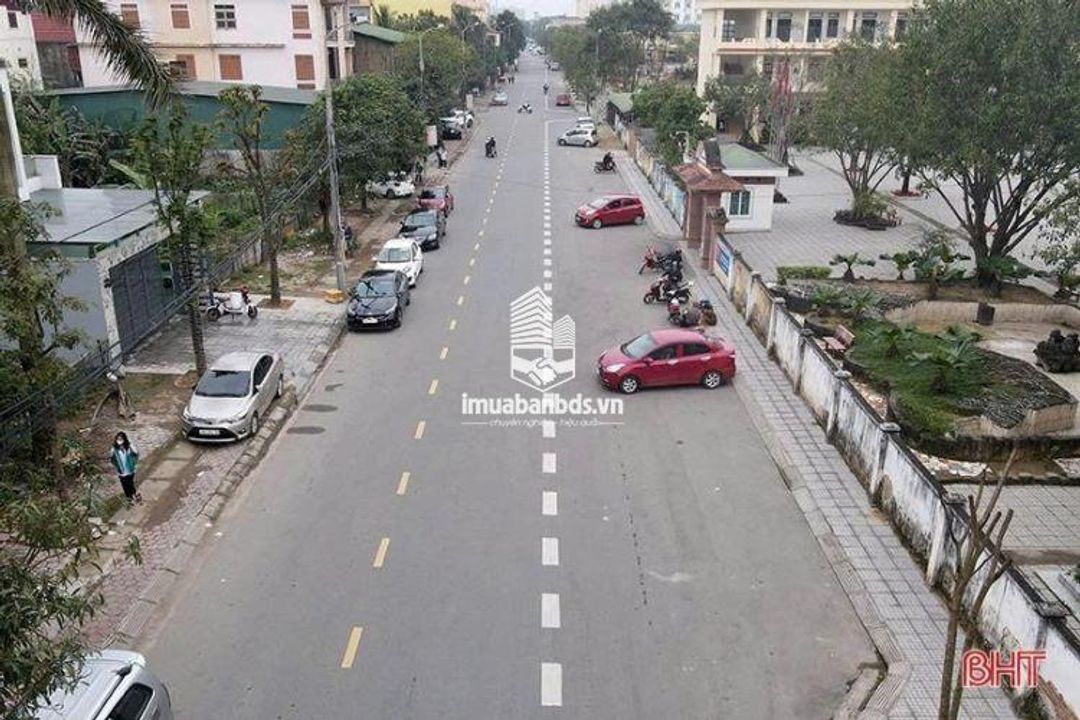 BÁN ĐẤT HOÀ LẠC, SÁT QUỐC LỘ 21, ĐỐI DIỆN ĐH FPT, ĐHQG, Ô TÔ TRÁNH 100M2, MT7, TRỤC CHÍNH CHỈ 3.8 TỶ - ảnh 1