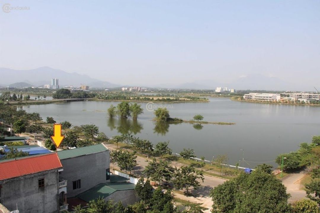 BÁN ĐẤT THỔ CƯ HOÀ LẠC, VIEW HỒ, Ô TÔ TRÁNH VỈA HÈ, SÁT TUYẾN METRO, ĐỐI DIỆN ĐH FPT, ĐHQG - ảnh 1