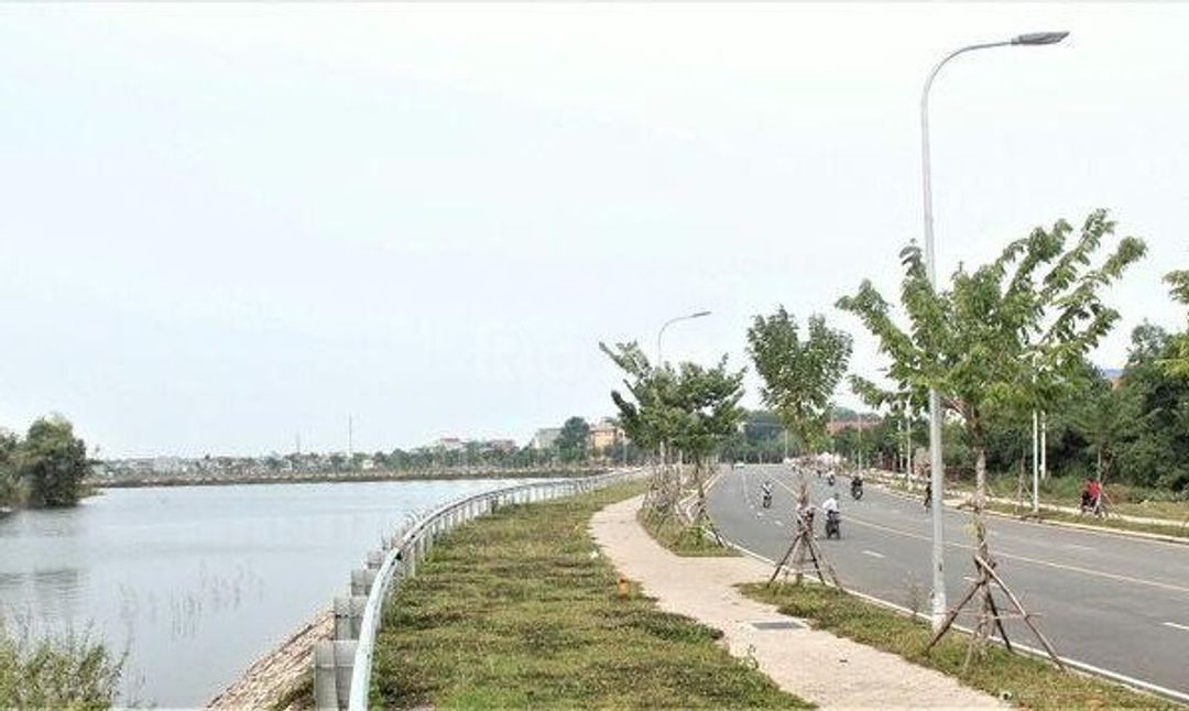 BÁN ĐẤT THỔ CƯ HOÀ LẠC, VIEW HỒ, Ô TÔ TRÁNH VỈA HÈ, SÁT TUYẾN METRO, ĐỐI DIỆN ĐH FPT, ĐHQG - ảnh 2