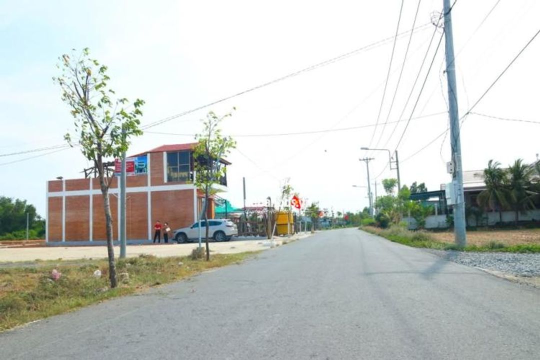 Chính chủ cần bán đất 80m2 full thổ cư - ảnh 1