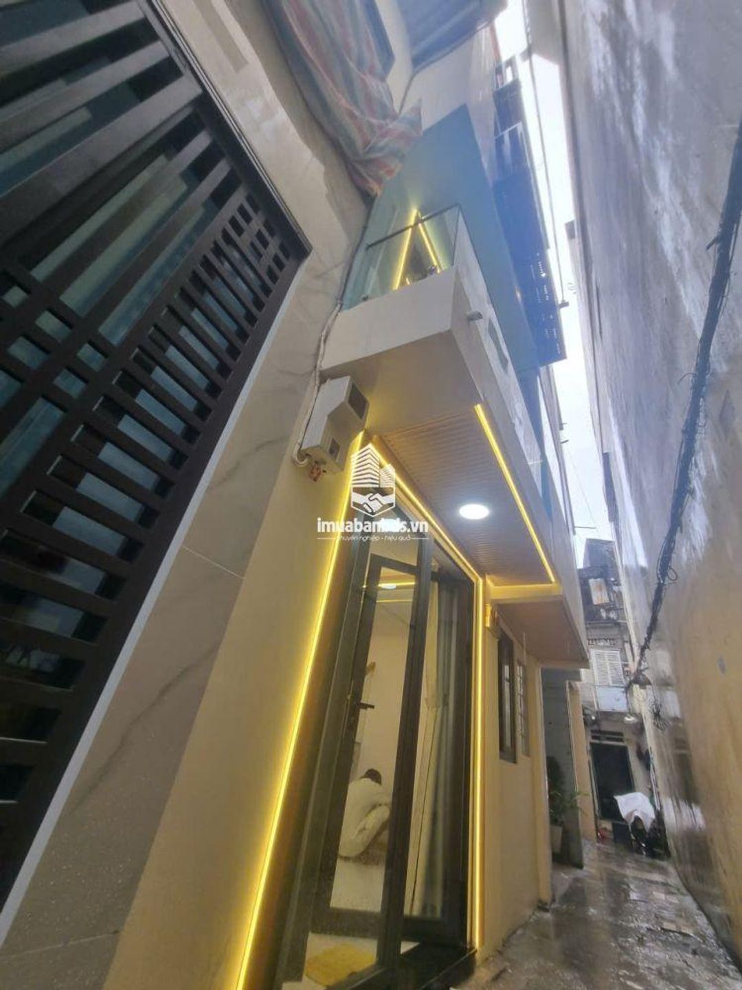Chỉ 5 tỷ mua được căn nhà ngay trung tâm 126A/1 Nguyễn Cư Trinh Q1 - ảnh 1