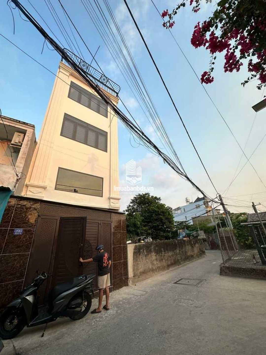 Bán nhà xây mới trang bị full nội thất 100% vào ở ngay, gần Tô Ký Q12  - ảnh 3