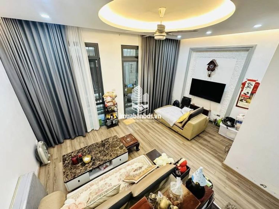 Bán 73m – 4 Tầng – 6m.Mặt Tiền. ( Hoàng Quốc Việt ) Cầu Giấy - ảnh 2