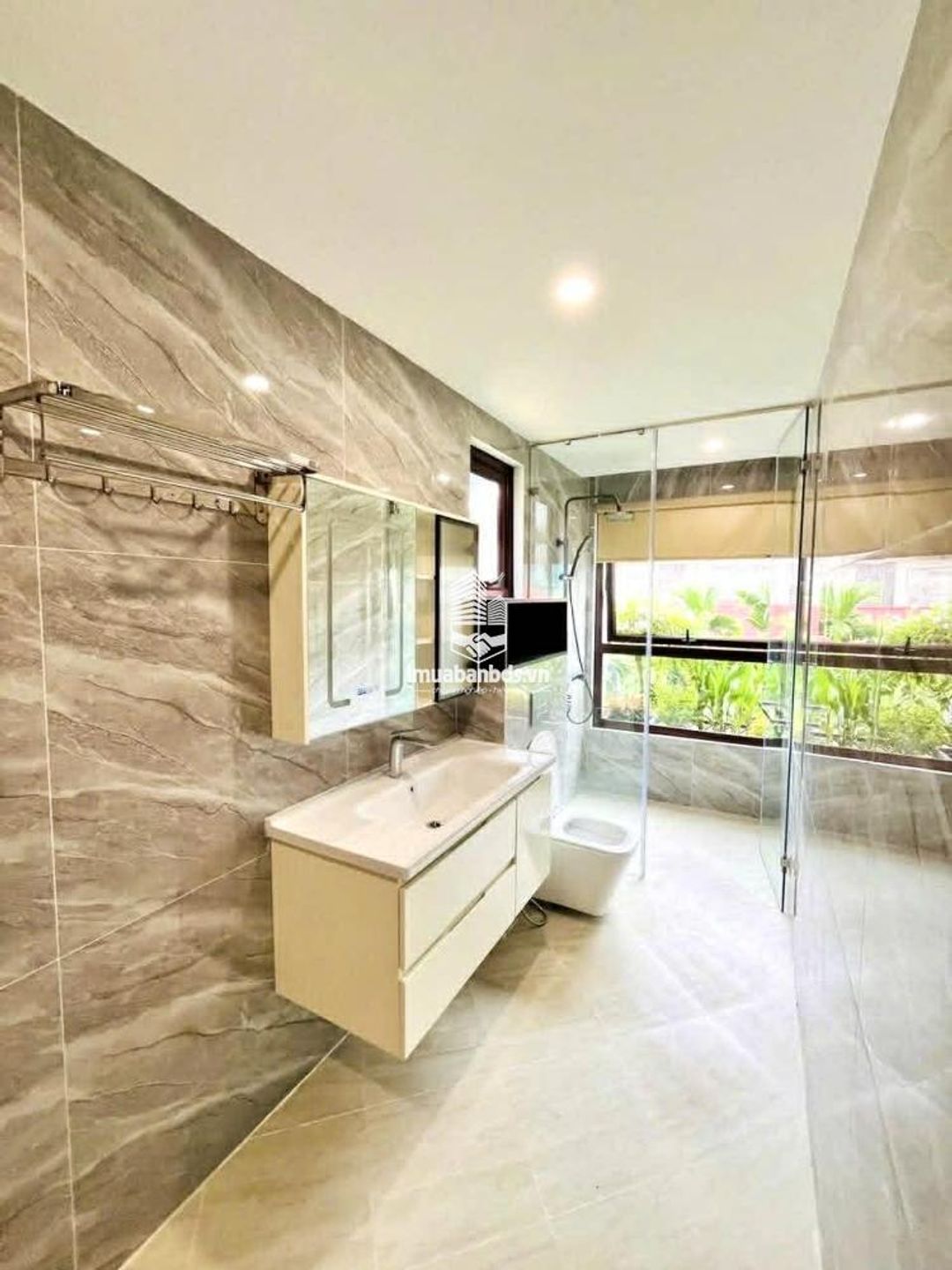 Bán 200m - 4 Tầng - 10m.Mặt Tiền.( Khu đô thị Mỹ Đình 2 ) Nam Từ Liêm  - ảnh 5
