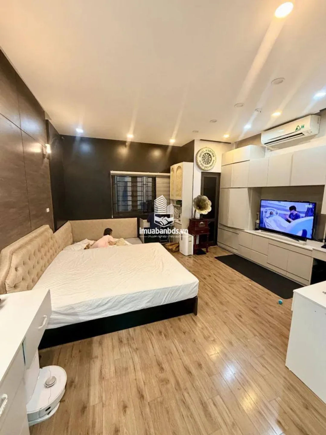 KHU VÍP - TRUNG KÍNH – Ô TÔ ĐỖ CỬA – 2 MẶT THOÁNG VĨNH VIỄN - ảnh 3