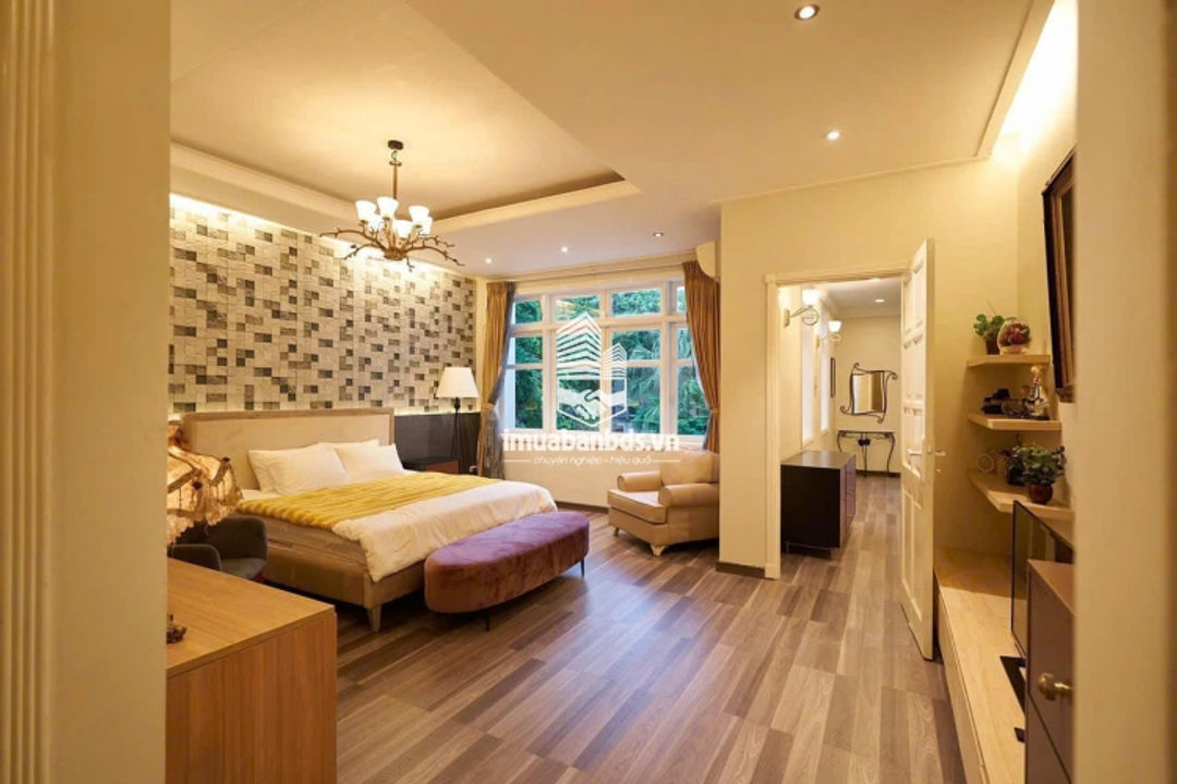 BÁN: BIỆT THỰ SONG LẬP VINHOMES THĂNG LONG – VÍP NHẤT KHU VỰC. - ảnh 3