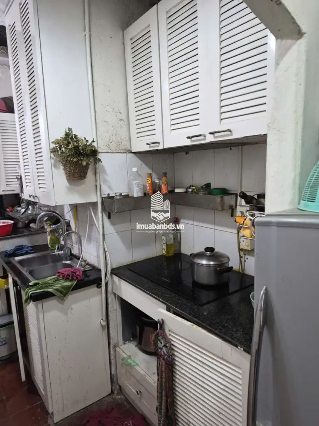 Cần cho thuê nhà tập thể phố Phạm Ngọc Thạch, 70m2, đủ đồ, 10tr/tháng - ảnh 2