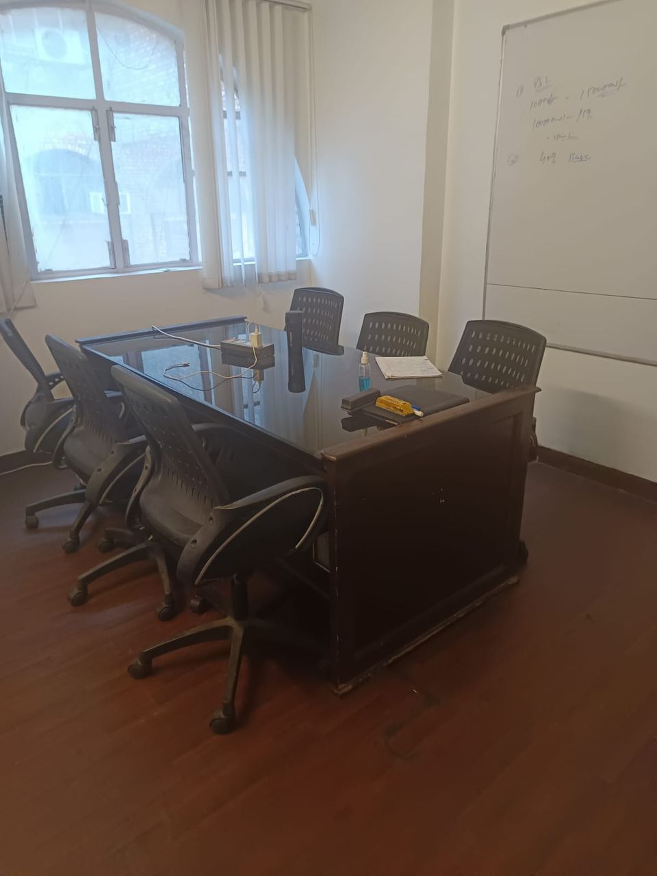 One Finwoi Meeting Room