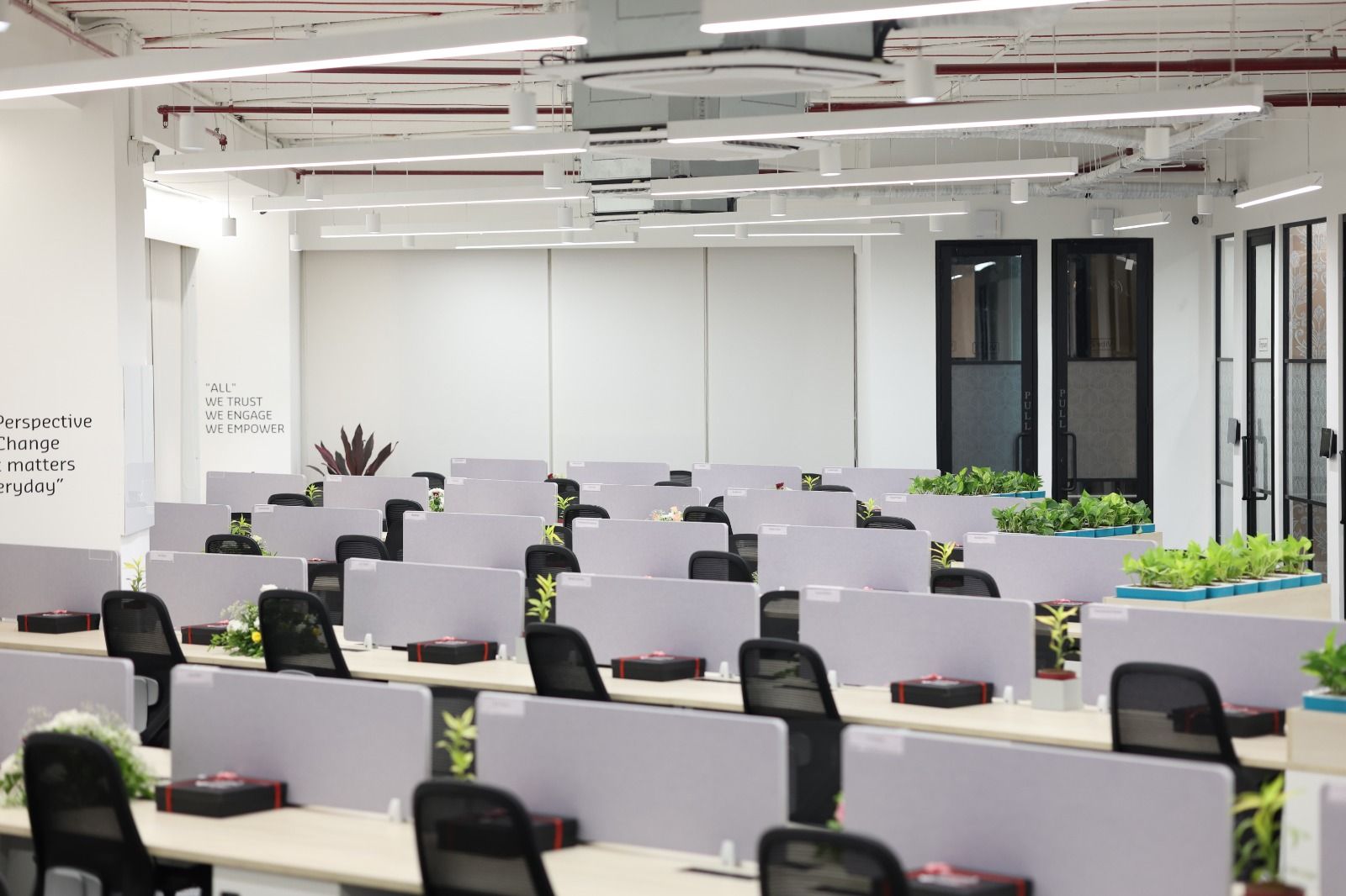 Vibrant Co.Work serviced office space