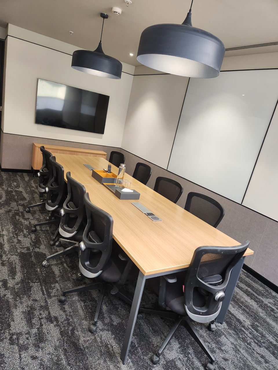 The Circle.work Meeting Room