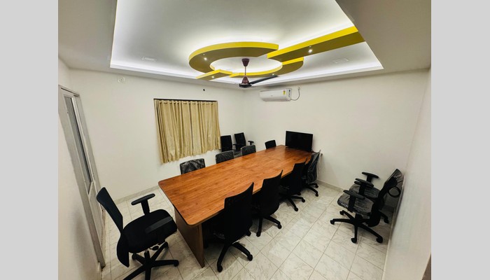Seventree Space Meeting Room