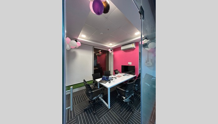 Pixelo Digital Meeting Room