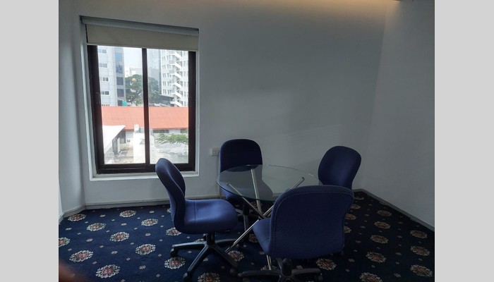 Logas Coworking Meeting Room