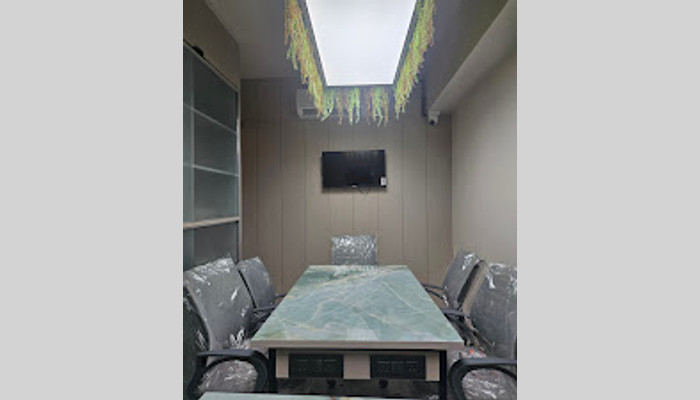 Triton Virtual Desk Meeting Room