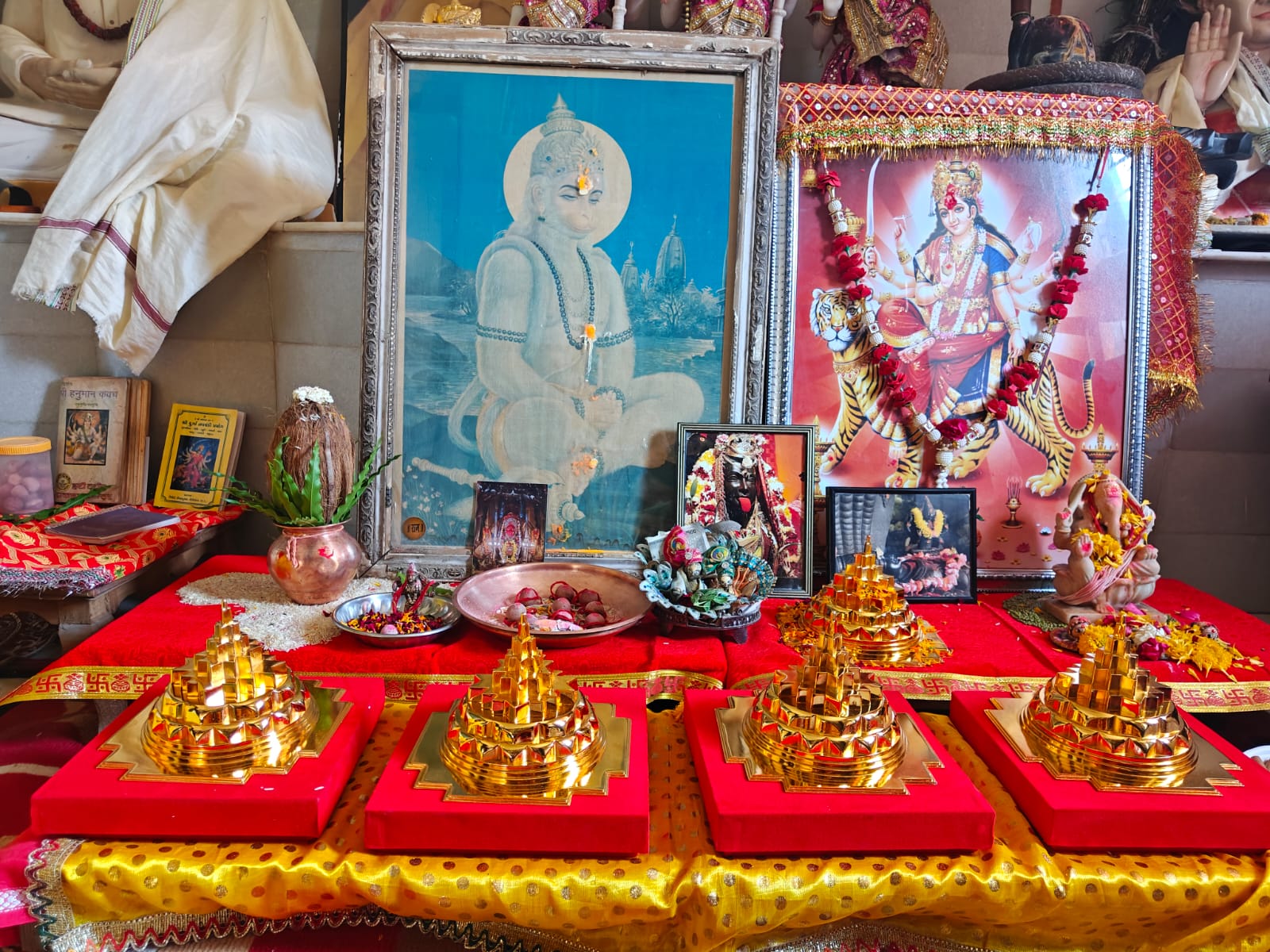 Guruji Yogiraj Dhyan yogi Yogeswardasji 44