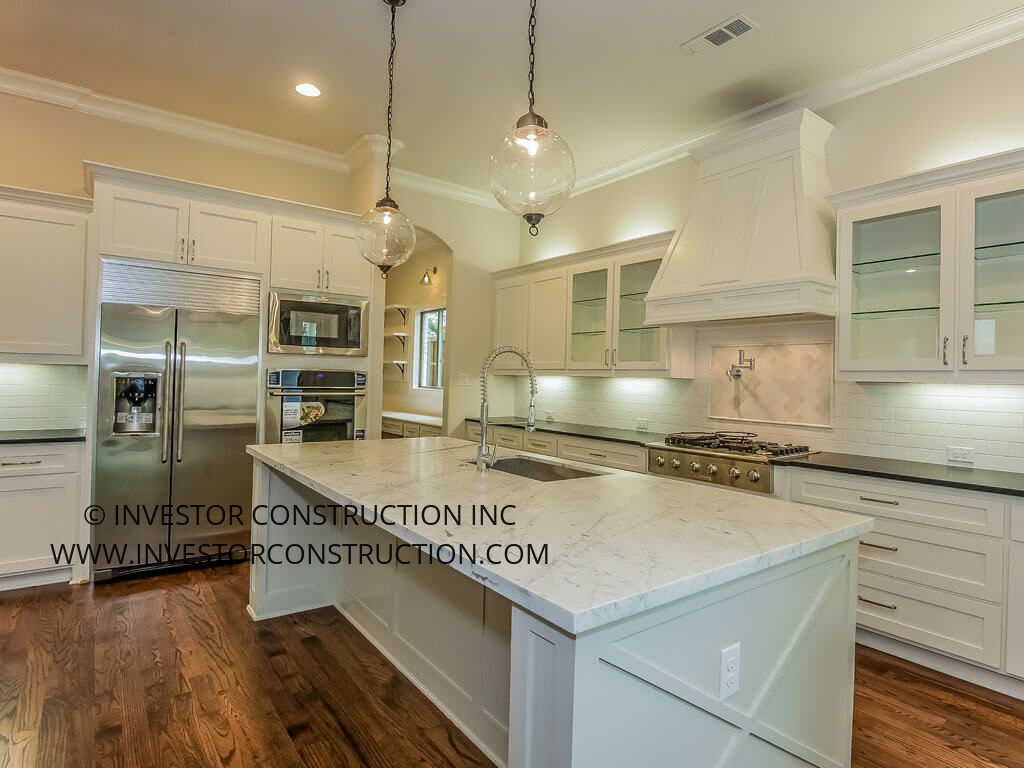 4523 Elsby, Briarwood, Dallas, kitchen 4. View full photo gallery at: https://goo.gl/6UFN6k