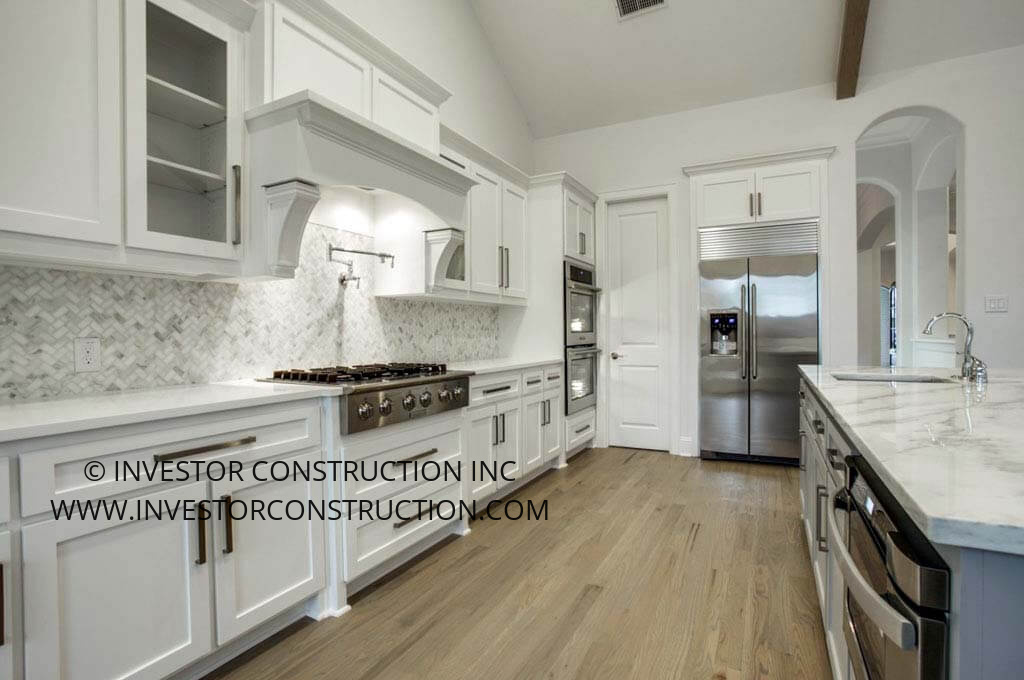 4802 W Amherst Ave, Dallas, Briarwood, kitchen 1. View full photo gallery at: https://goo.gl/wYThrk