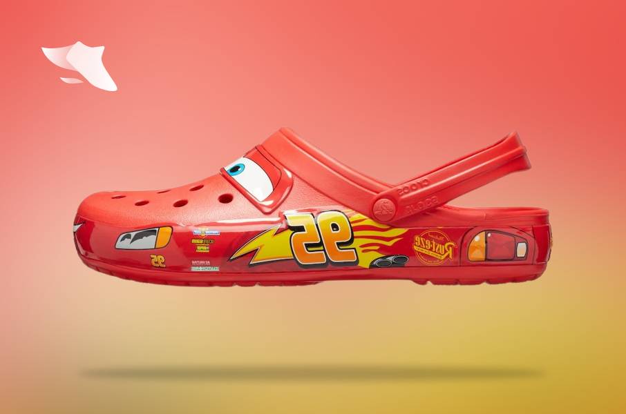 Crocs Adults Classic Disney Cars Lightning McQueen Clogs 205759-610 Multi  Size