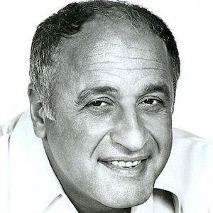 Vic Tayback Photo #1