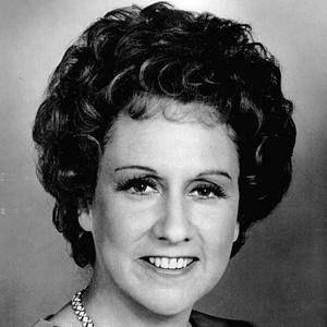 Jean Stapleton Photo #1