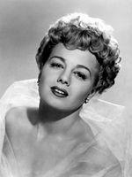 Shelley Winters Photo #1